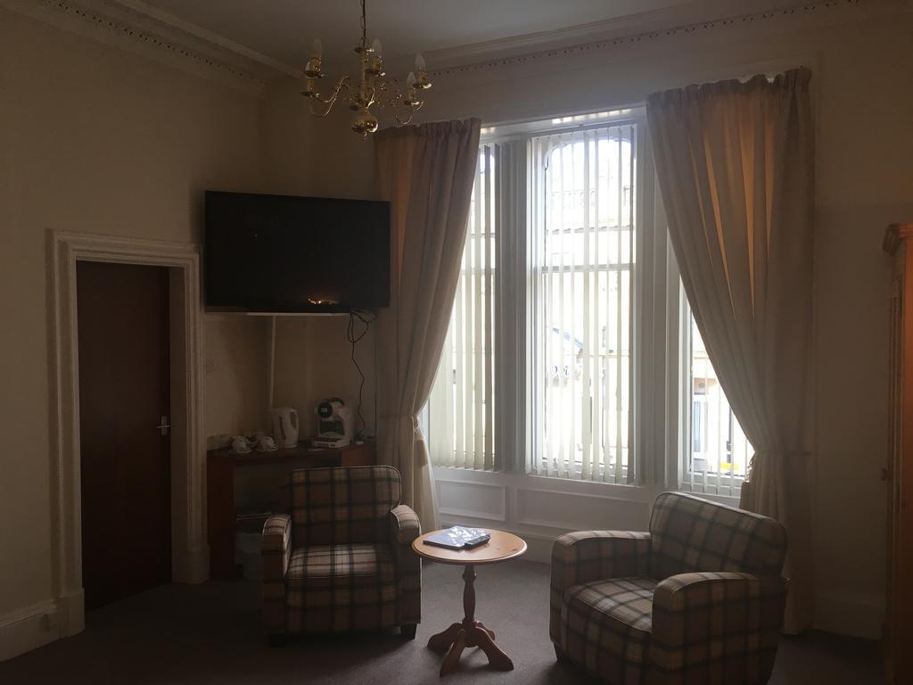 האוויק Elm Guest House מראה חיצוני תמונה